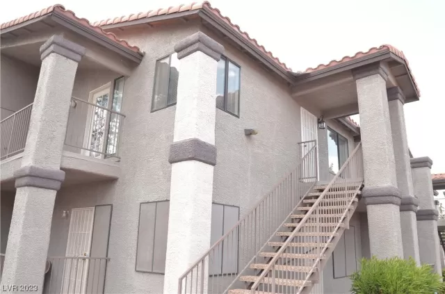 MLS: 2502594 Condo For Sale