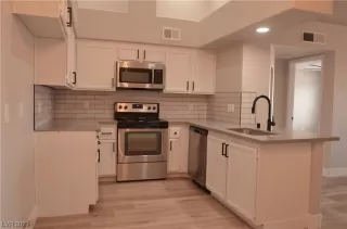 Photo #3: 2502594 Listing