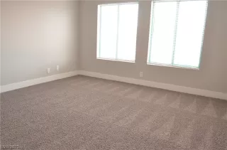 Photo #6: 2502594 Listing