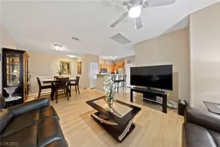 Photo #2: 2502619 Listing 