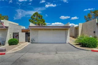 Photo #1: 2502629 Listing 