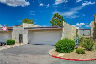 Photo #2: 2502629 Listing 