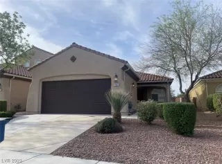 Photo #1: 2502677 Listing 