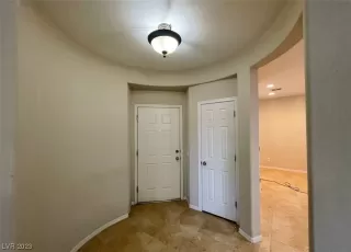 Photo #4: 2502677 Listing 