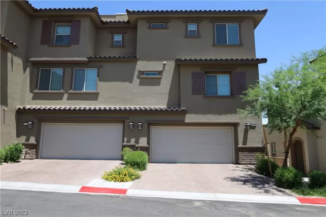 MLS: 2502712 Condo For Sale