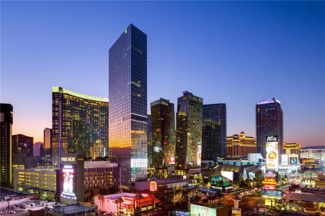 MLS: 2502731 Condo For Sale