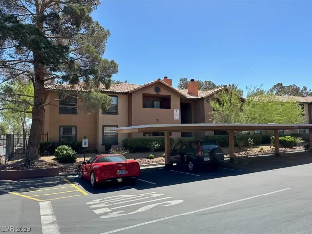 MLS: 2502740 Condo For Sale