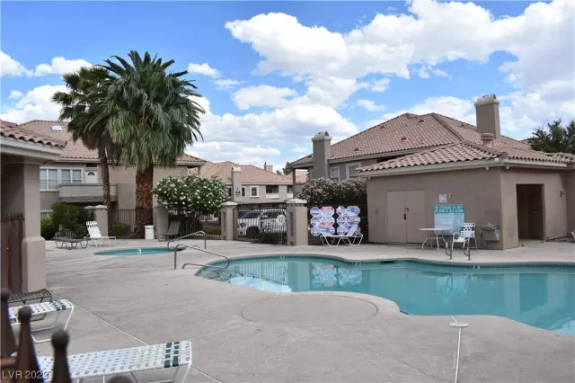 MLS: 2502748 Condo For Sale