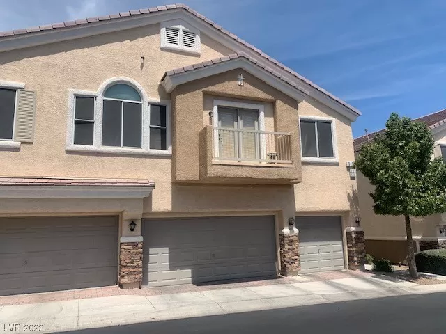 MLS: 2502749 Condo For Sale