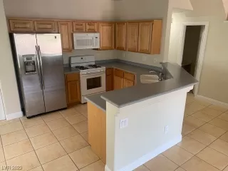 Photo #2: 2502749 Listing 