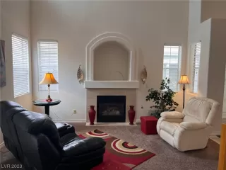 Photo #2: 2502755 Listing 