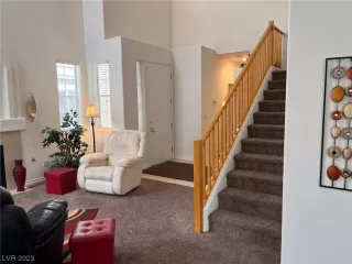 Photo #3: 2502755 Listing 