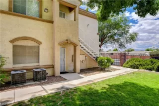 Photo #2: 2502764 Listing