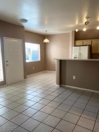 Photo #1: 2502775 Listing 