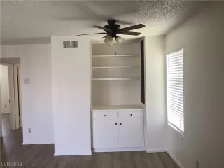 Photo #4: 2502782 Listing 