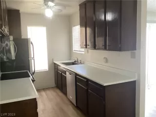 Photo #5: 2502782 Listing 