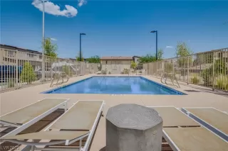 Photo #2: 2502821 Listing 