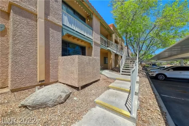 MLS: 2502831 Condo For Sale