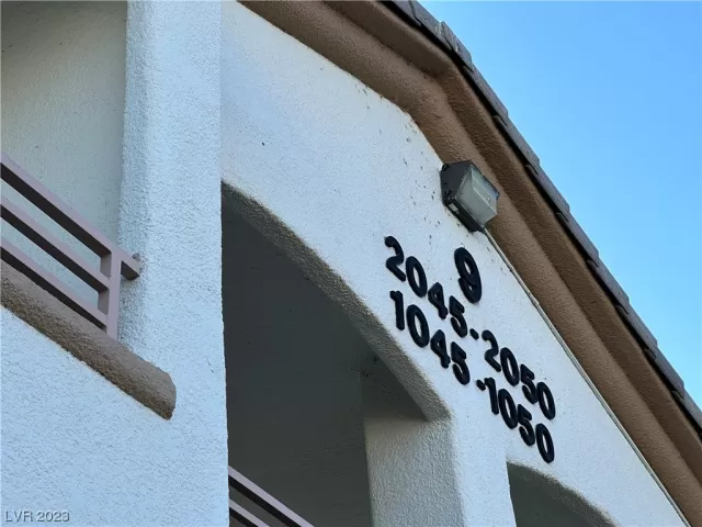 MLS: 2502835 Condo For Sale