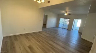 Photo #2: 2502835 Listing