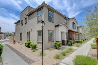 Photo #1: 2502845 Listing