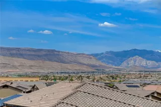 Photo #3: 2502845 Listing