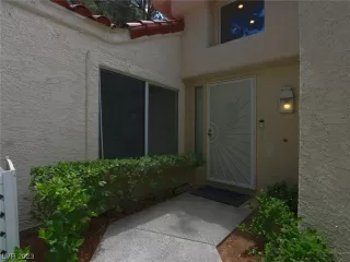 Photo #3: 2502860 Listing 