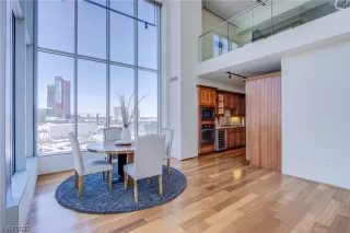 Photo #5: 2502873 Listing 