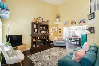 Photo #3: 2502878 Listing 