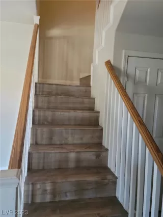 Photo #5: 2502889 Listing 