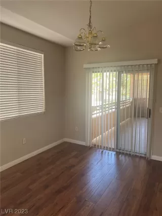 Photo #6: 2502900 Listing 