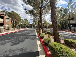 Photo #2: 2502924 Listing