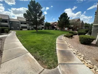 Photo #3: 2502924 Listing