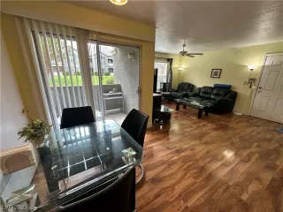 Photo #6: 2502924 Listing