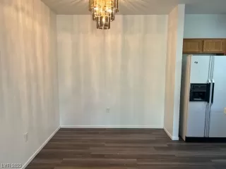Photo #4: 2502946 Listing 