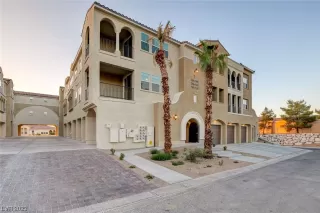 Photo #6: 2503001 Listing 