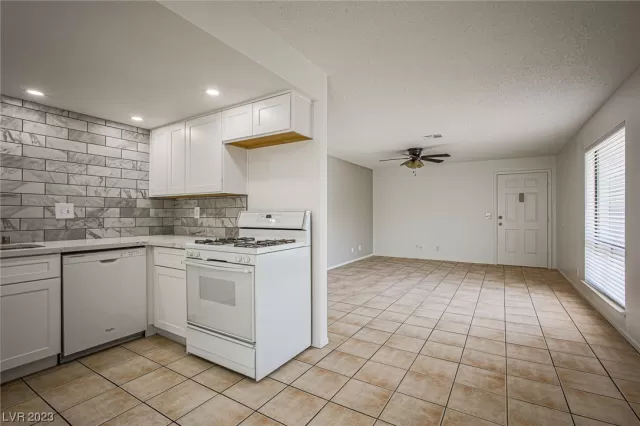 MLS: 2503041 Condo For Sale