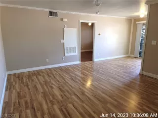 Photo #3: 2503079 Listing 