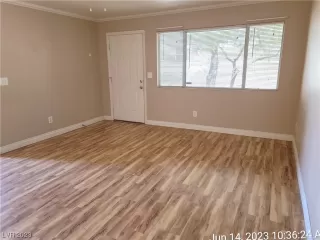 Photo #4: 2503079 Listing 