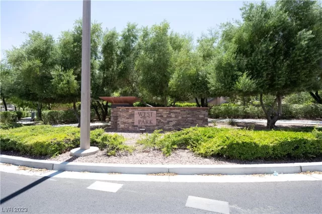 MLS: 2503086 Condo For Sale