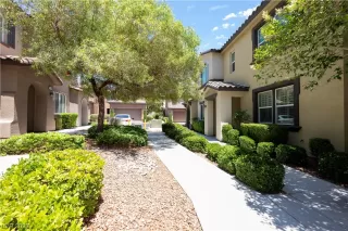 Photo #3: 2503086 Listing 