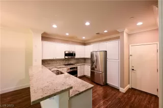 Photo #6: 2503086 Listing 