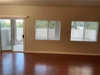 Photo #3: 2503091 Listing 