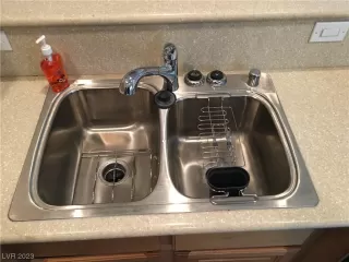 Photo #6: 2503091 Listing 