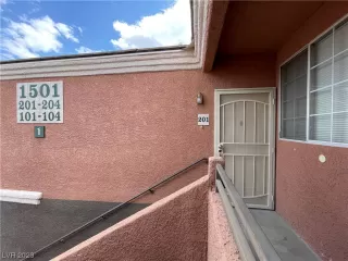 Photo #1: 2503093 Listing 