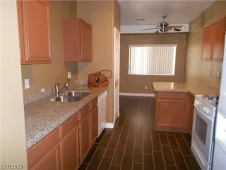 Photo #5: 2503095 Listing 