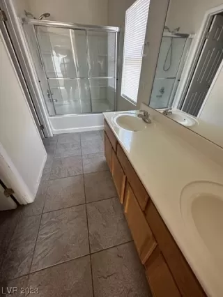 Photo #6: 2503113 Listing 