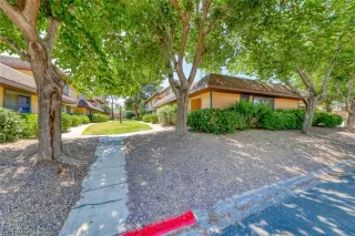 Photo #1: 2503115 Listing