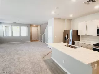 Photo #6: 2503121 Listing 