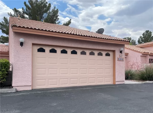 MLS: 2503122 Condo For Sale